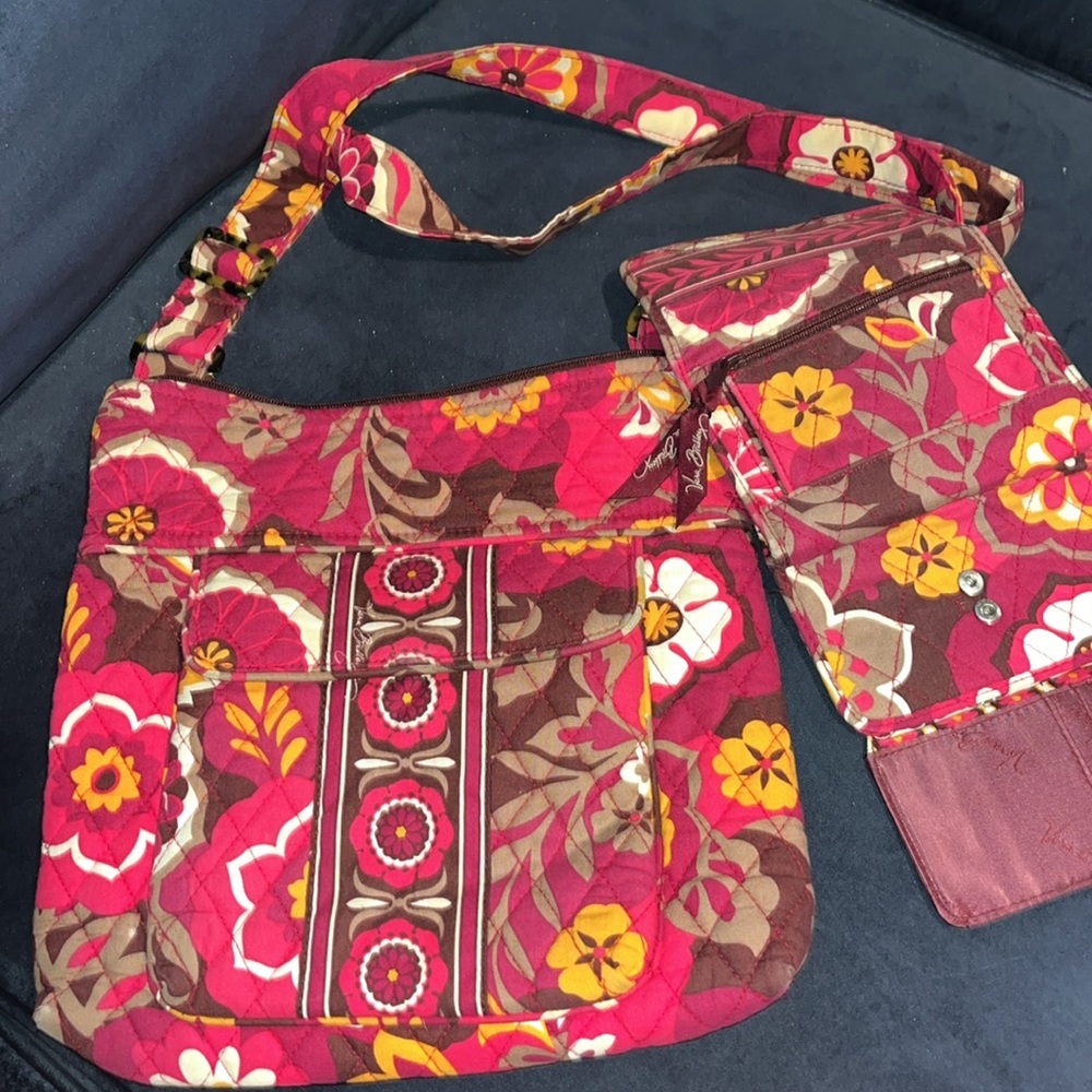 Vera Bradley CANABY CROSSBODY HIPSTER RED|BROWN FlowerPower ‘09 +matching wallet